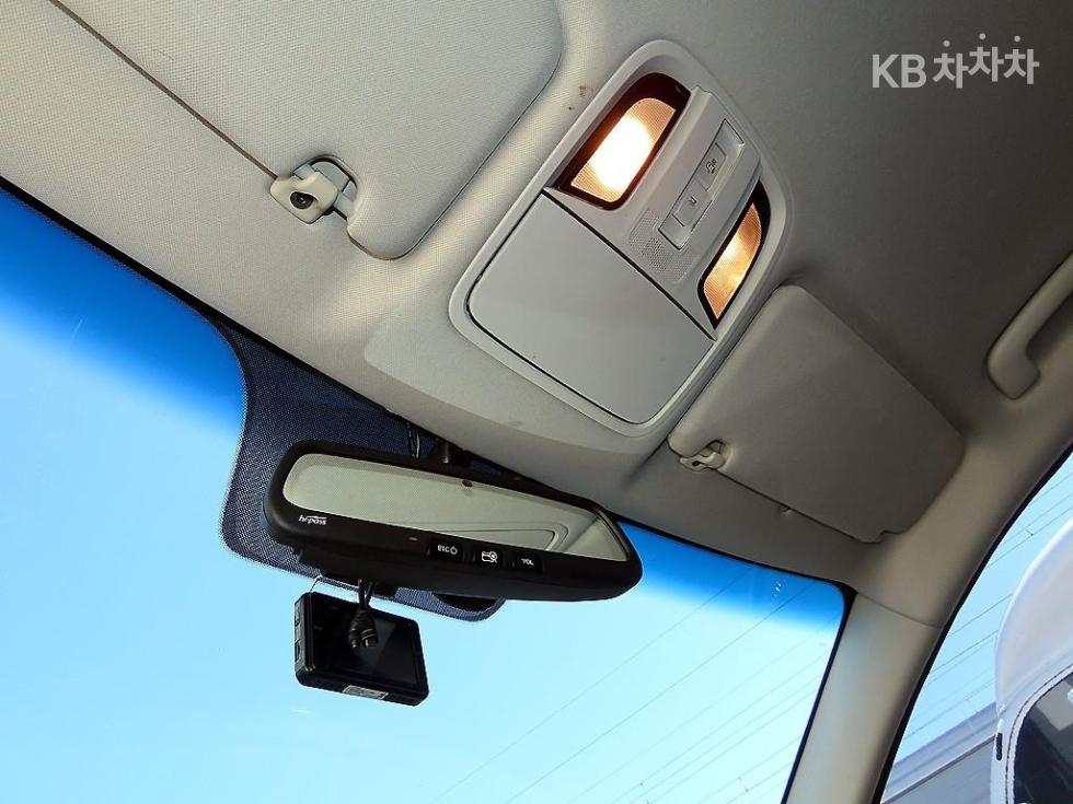 Kia K7 — miniaturë 16