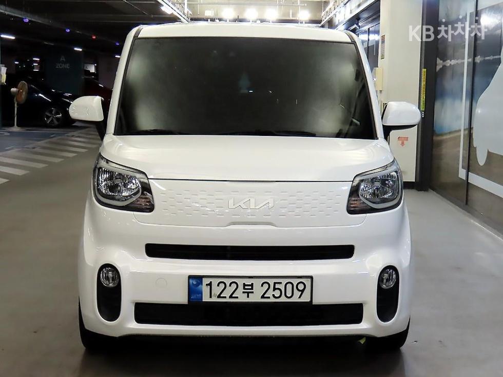 2022 - kia ray