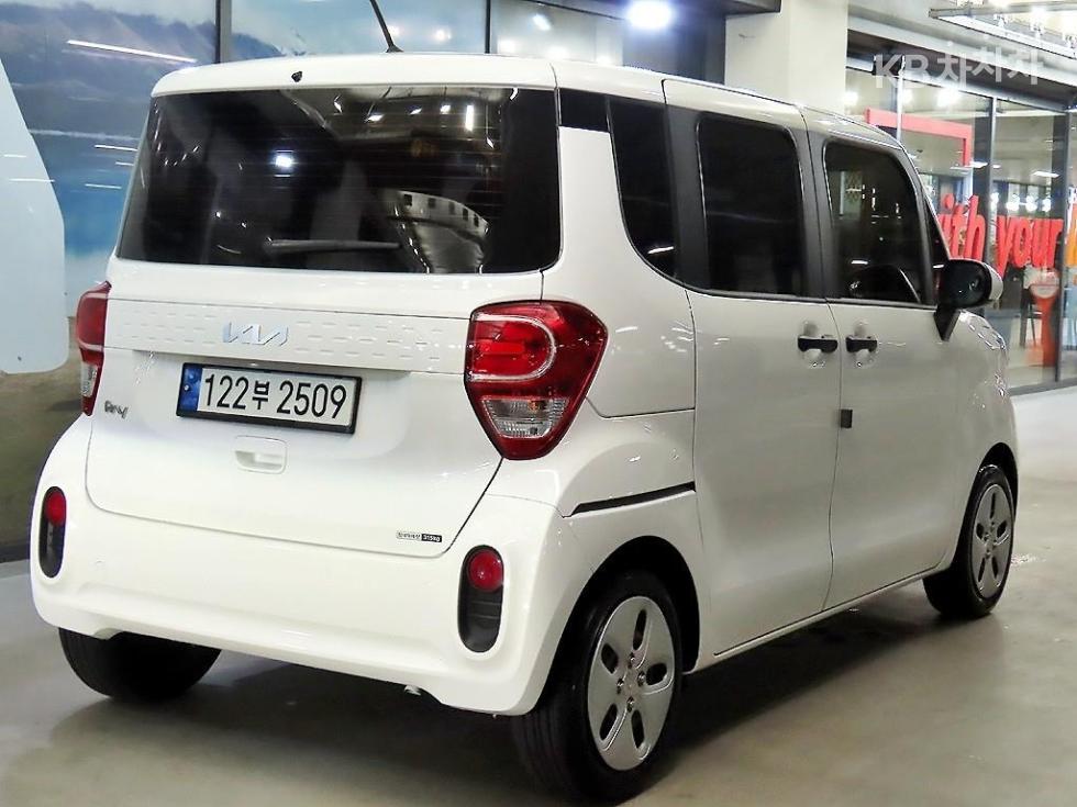 2022 - kia ray