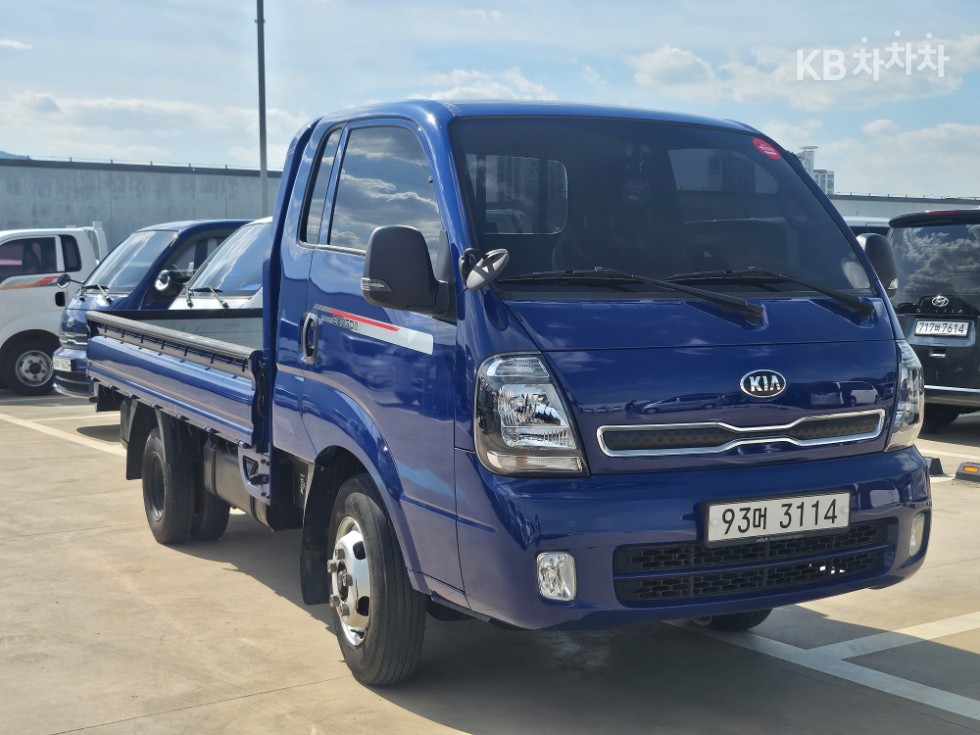 2022 - kia bongo iii