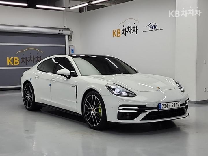 Porsche Panamera — miniaturë 4