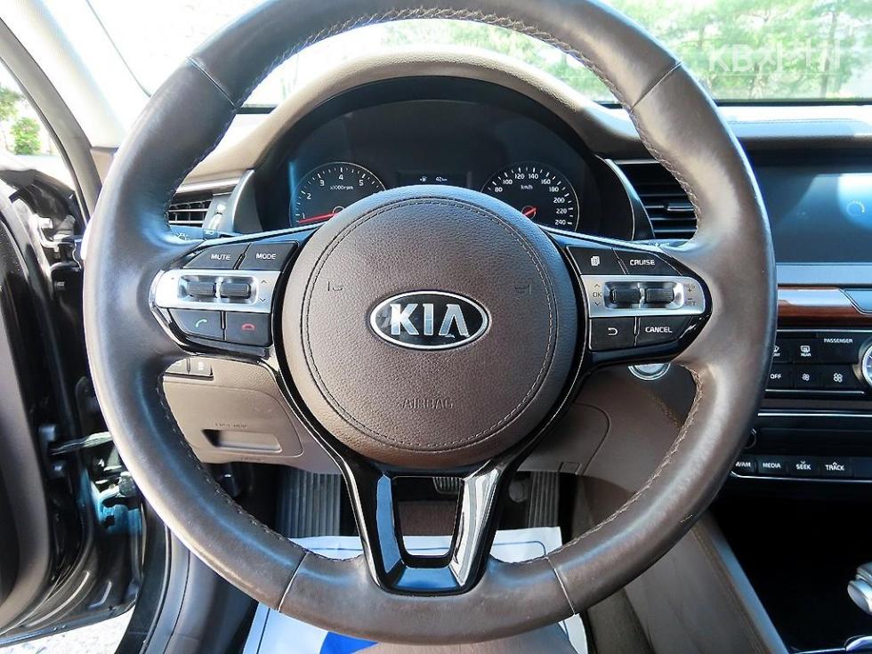 2016 - kia k7