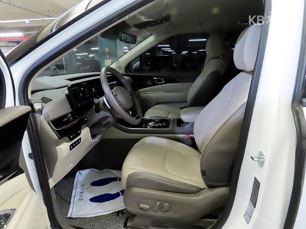 2024 - kia carnival