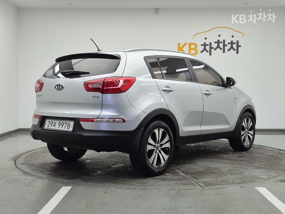 2011 - kia sportage