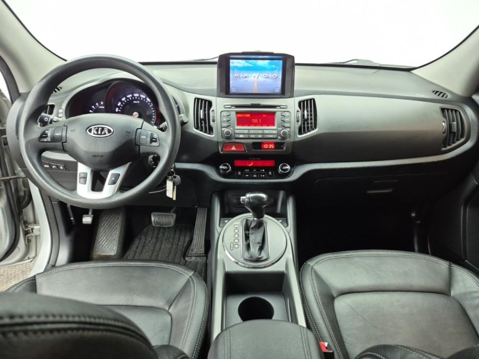 2011 - kia sportage