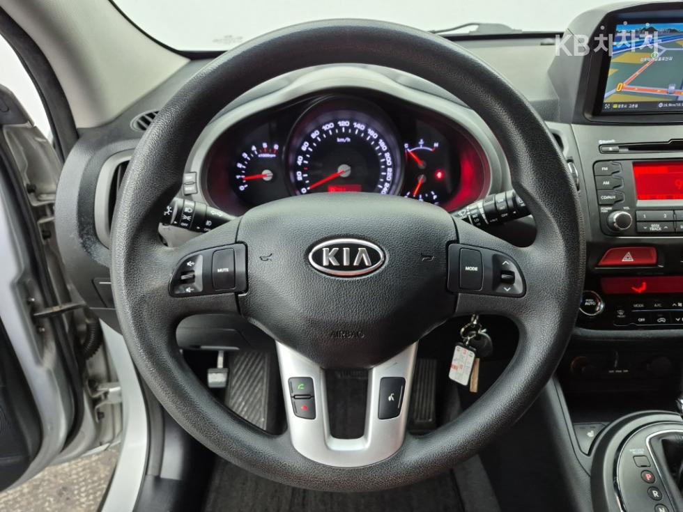 2011 - kia sportage