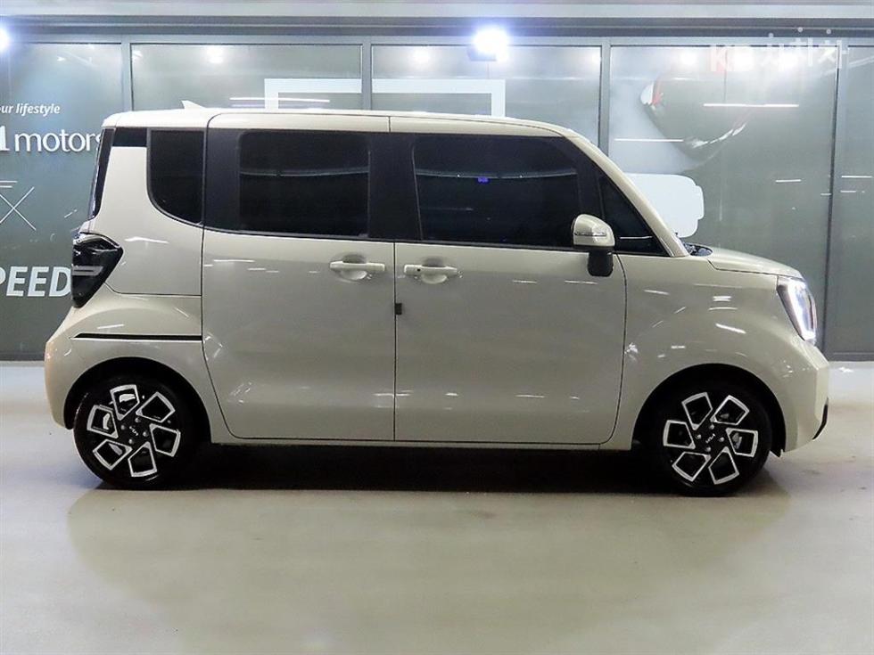 2023 - kia ray