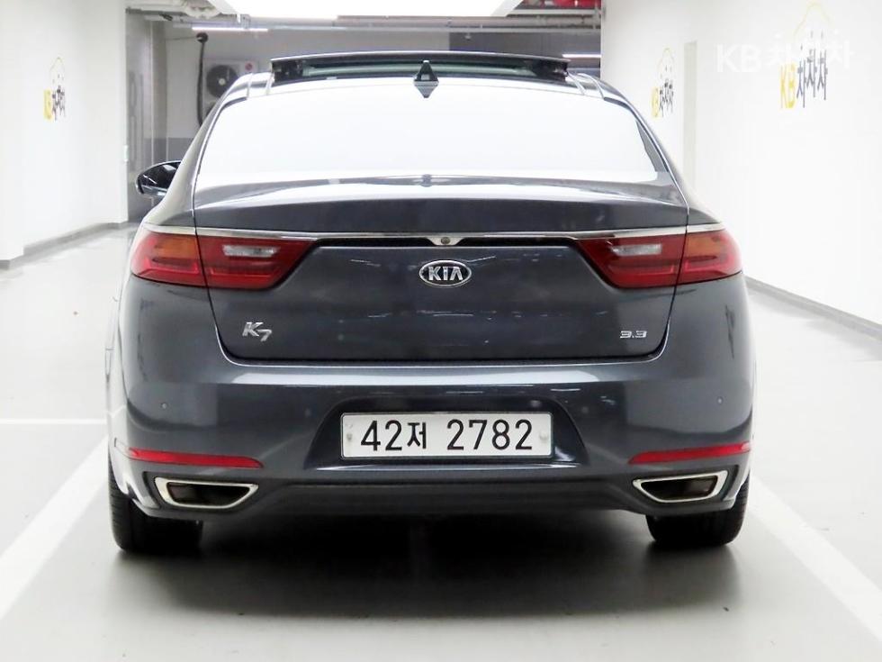 2018 - kia k7