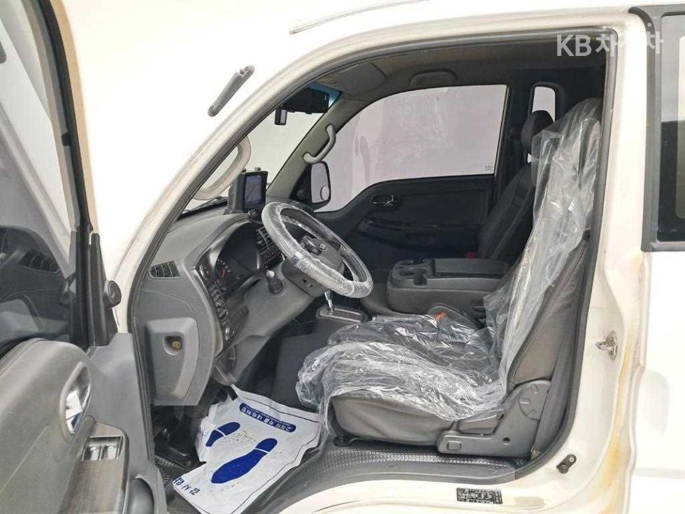 2018 - kia bongo iii