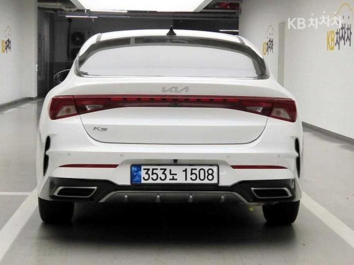 Kia K5 — miniaturë 3