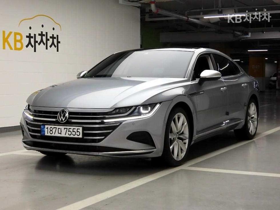 2023 Volkswagen Used Car photo