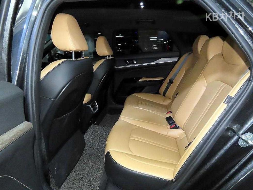 2020 - kia k5