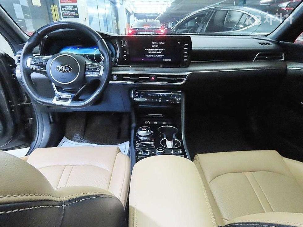 2020 - kia k5