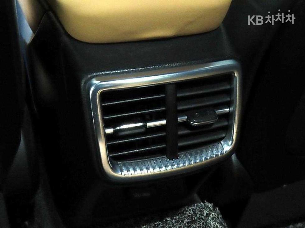 2020 - kia k5