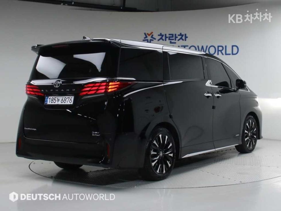 Toyota Alphard — miniaturë 2