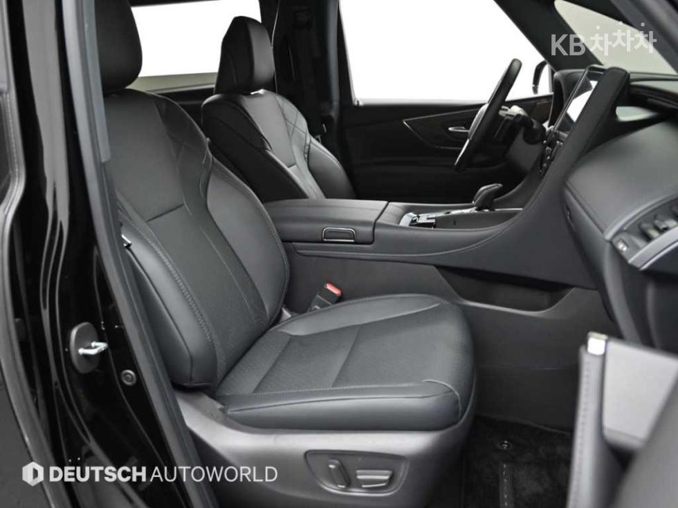 Toyota Alphard — miniaturë 10