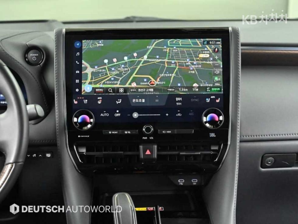 Toyota Alphard — miniaturë 14