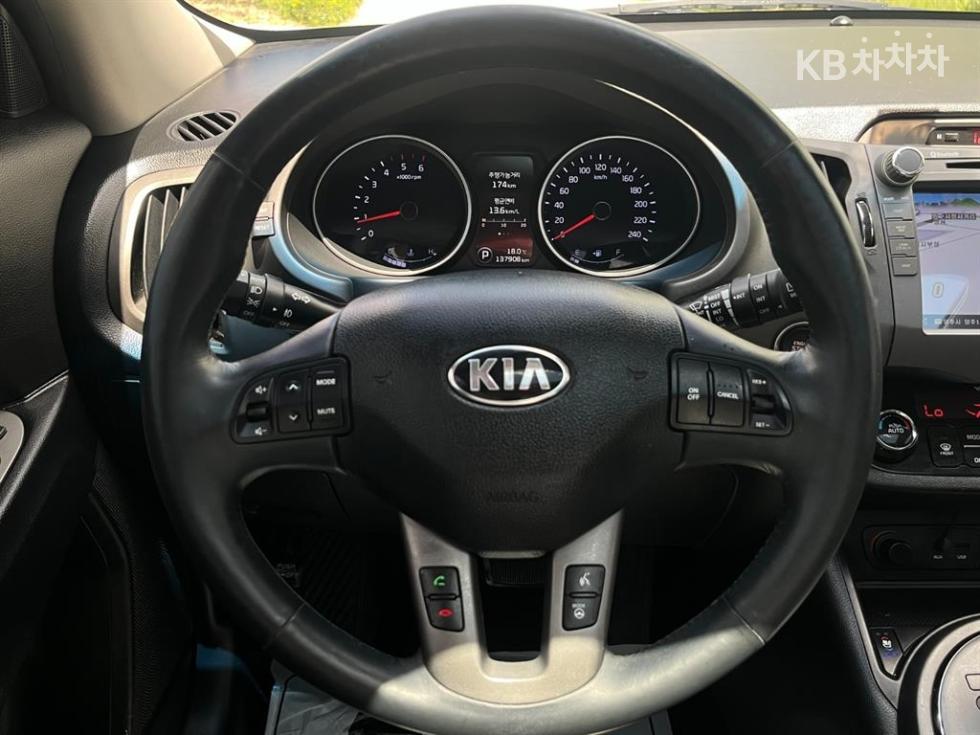 2014 - kia sportage