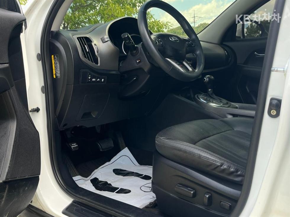 2014 - kia sportage