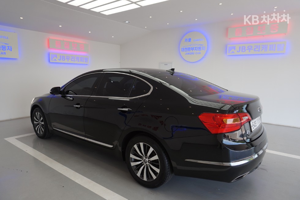 2012 - kia k7