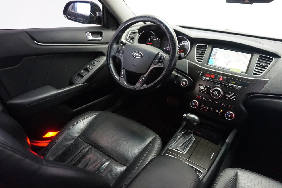 2012 - kia k7