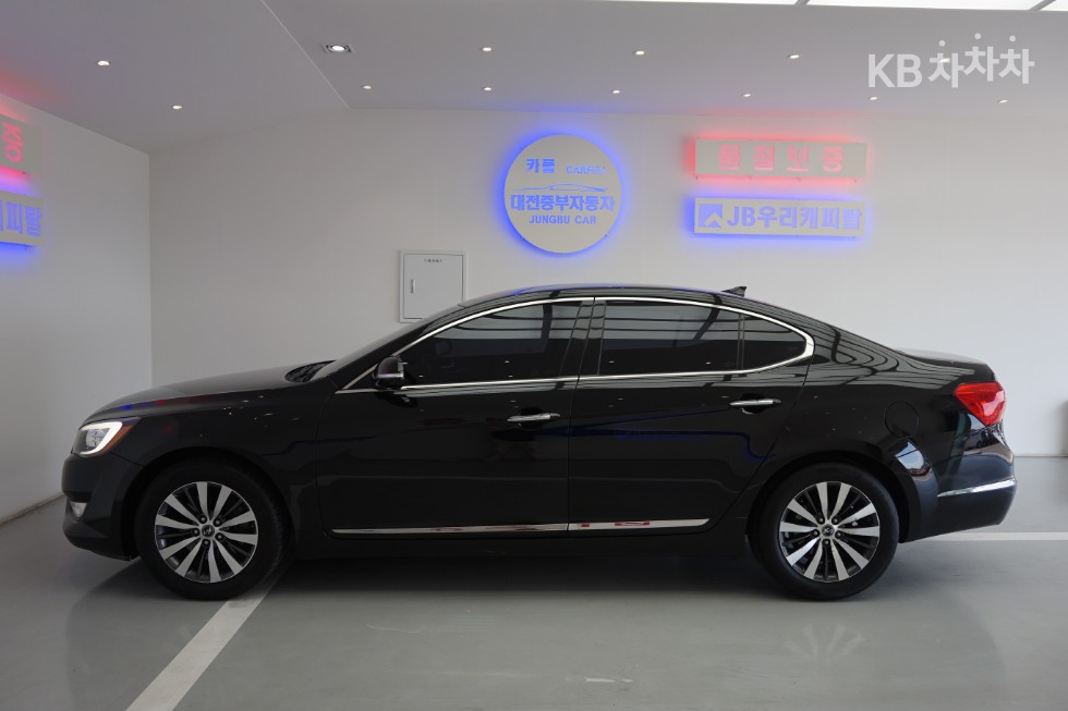 2012 - kia k7