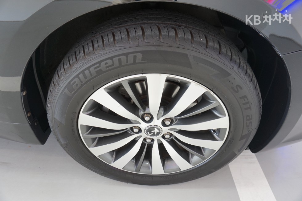 2012 - kia k7