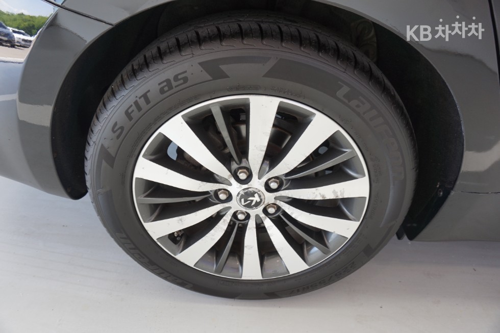 2012 - kia k7