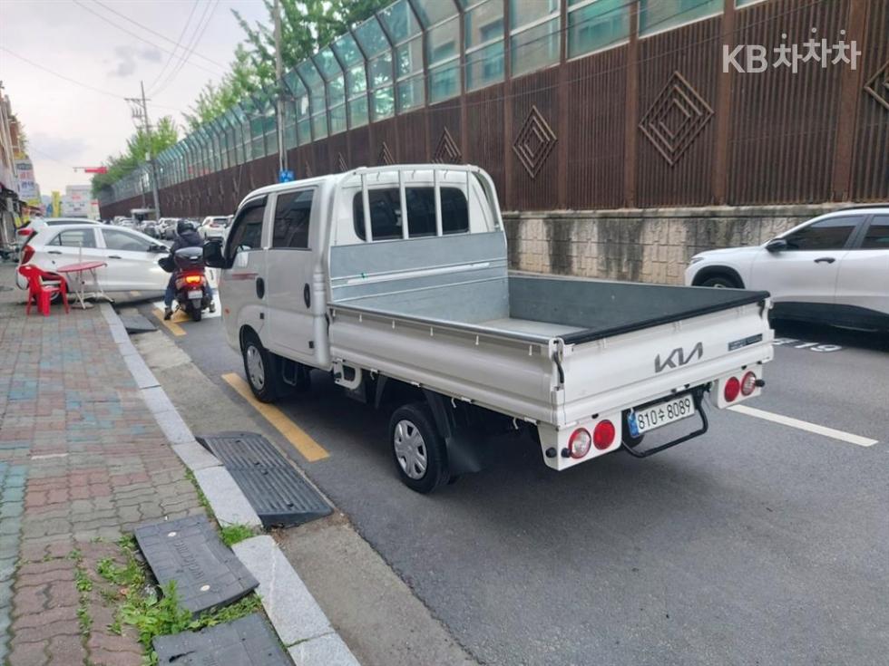 2022 - kia bongo iii