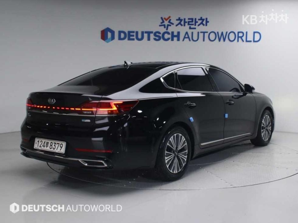 2020 - kia k7