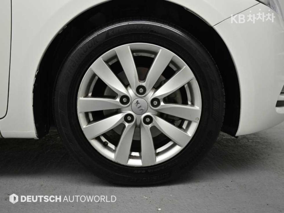 2013 - kia k3