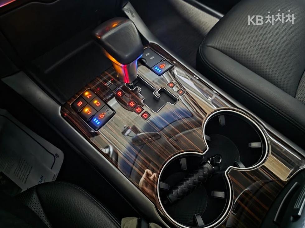 2019 - kia mohave