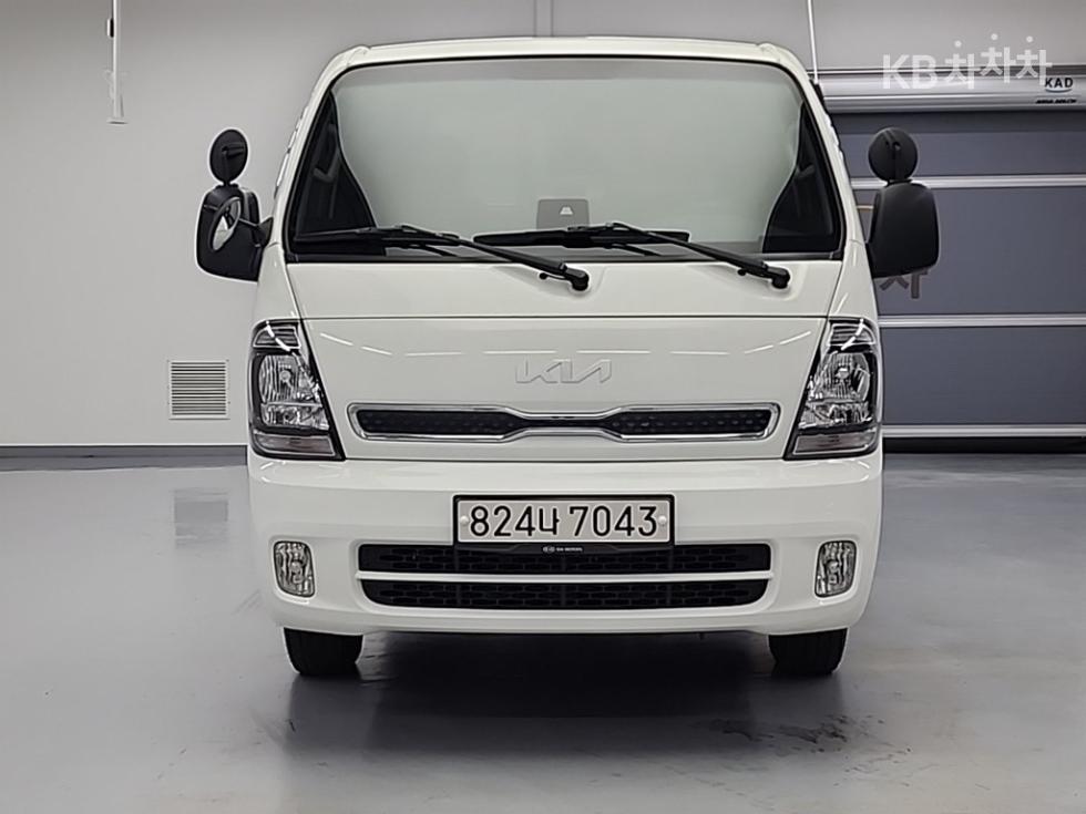 2022 - kia bongo iii