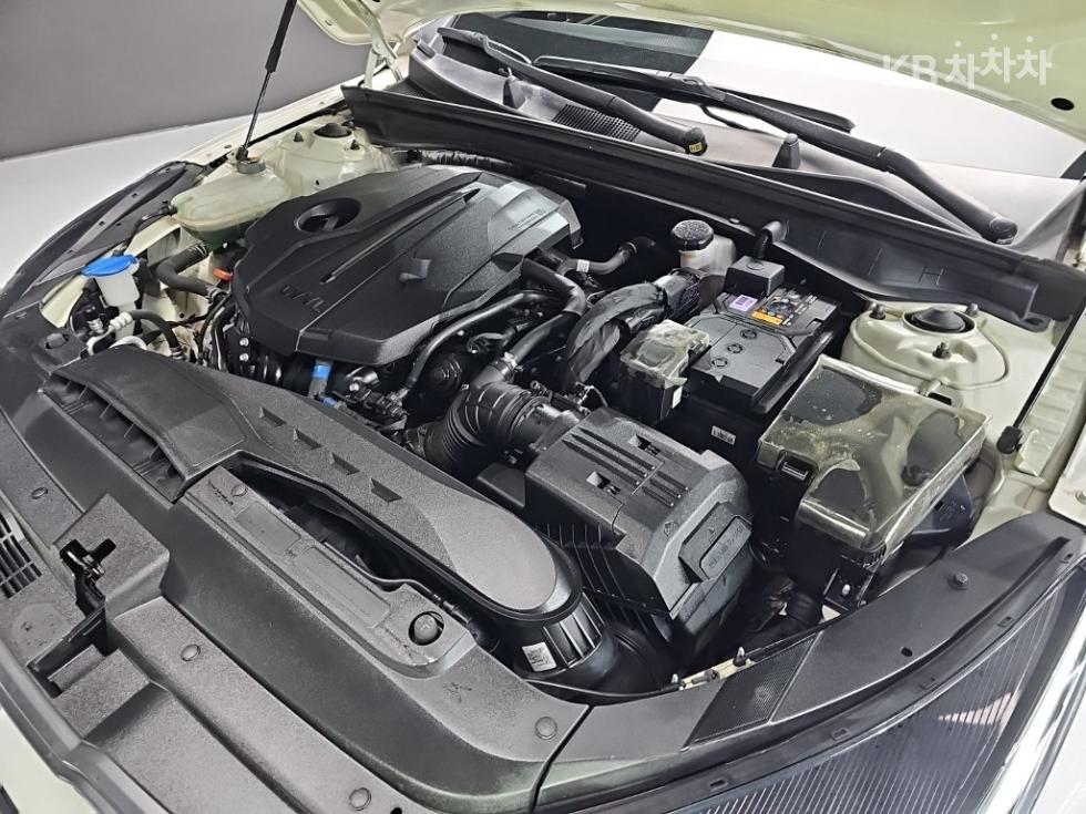 2020 - kia k5