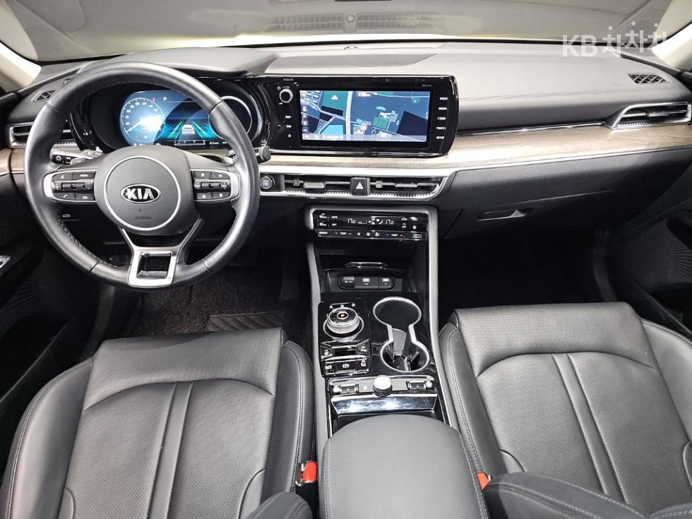 2020 - kia k5