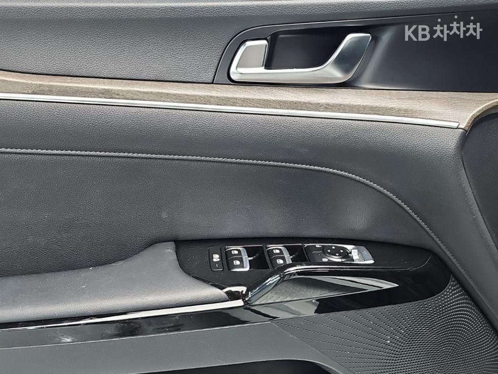 2020 - kia k5