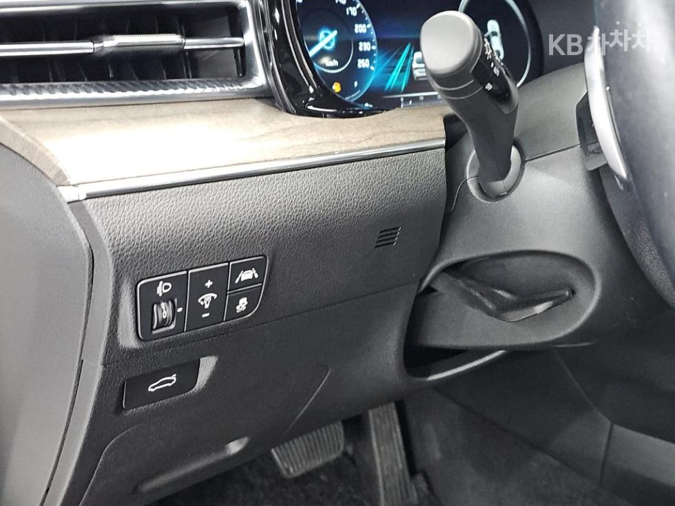 2020 - kia k5
