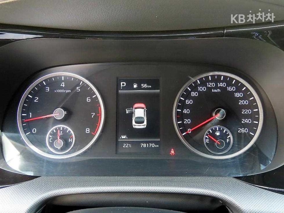 2022 - kia k5