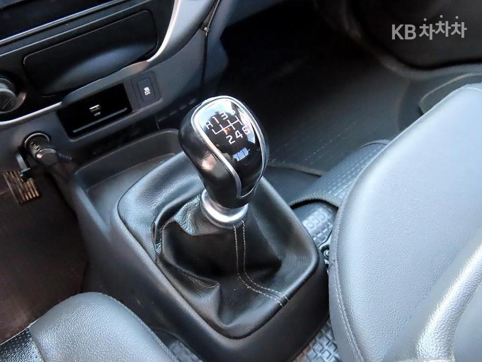 2020 - kia bongo iii