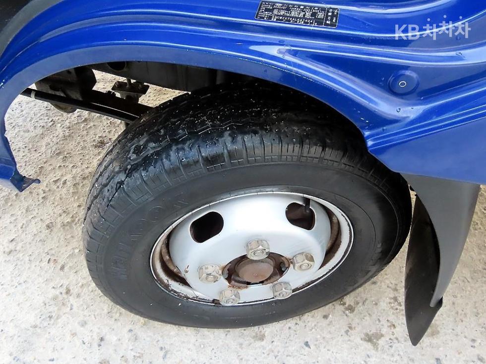 2020 - kia bongo iii
