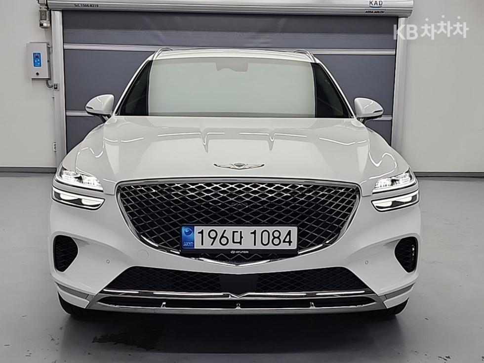2023 Genesis GV70 photo