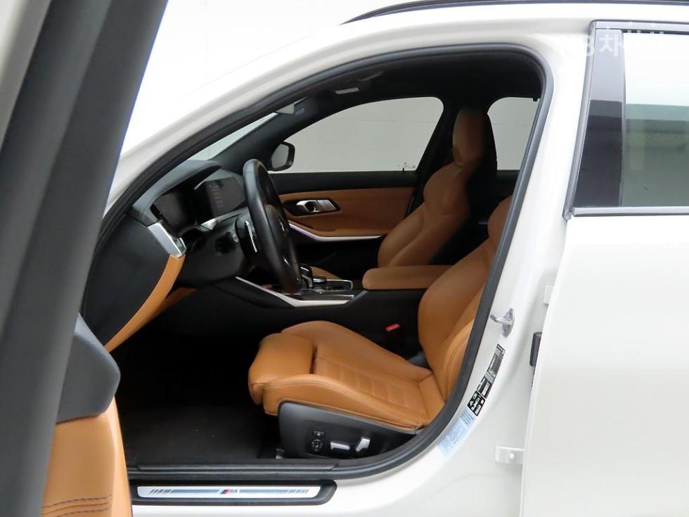 2022 - bmw 3 series