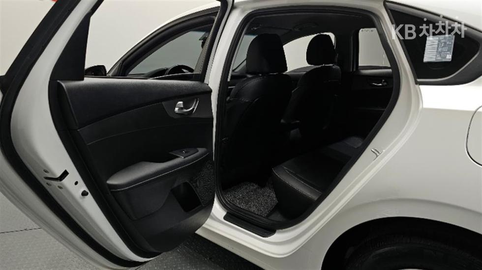 2020 - kia k3