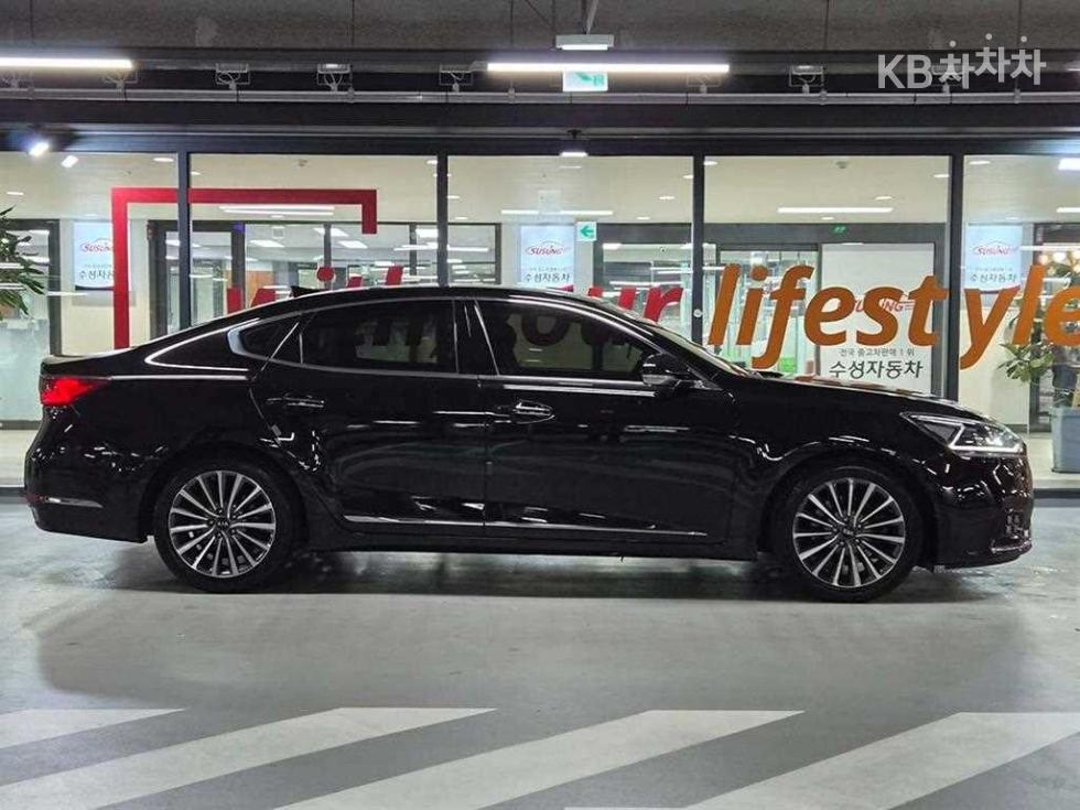 2017 - kia k7