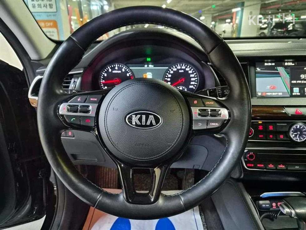 2017 - kia k7
