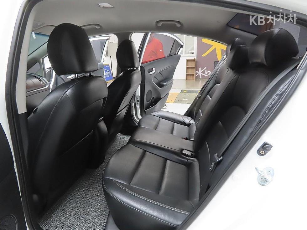 2014 - kia k3