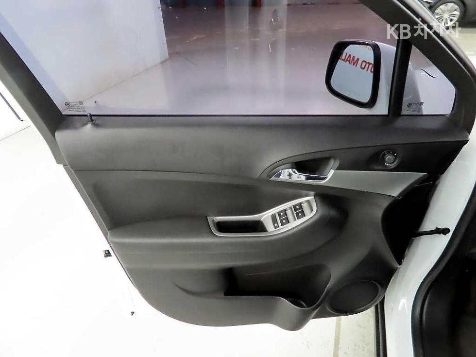 Chevrolet Orlando — miniaturë 14