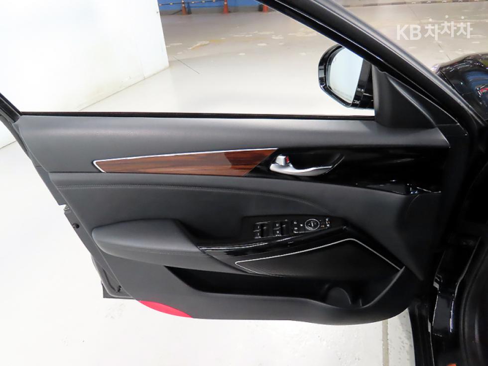 2016 - kia k7