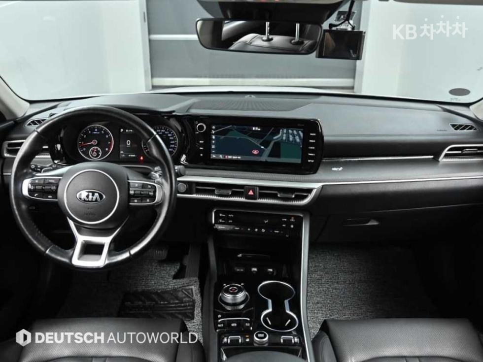 2021 - kia k5