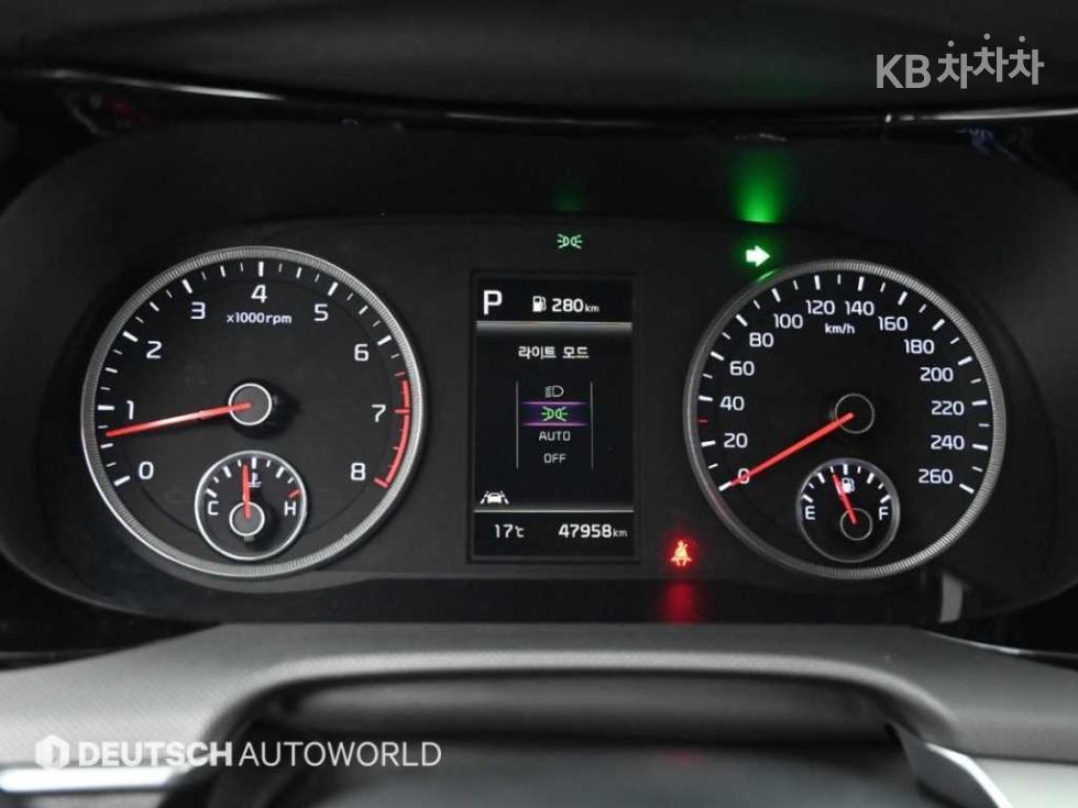 2021 - kia k5